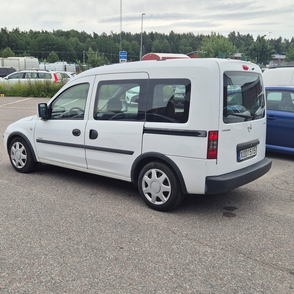 Opel Combo 1.6 CNG 5 sits vinterhjul 2006, bild 4/9