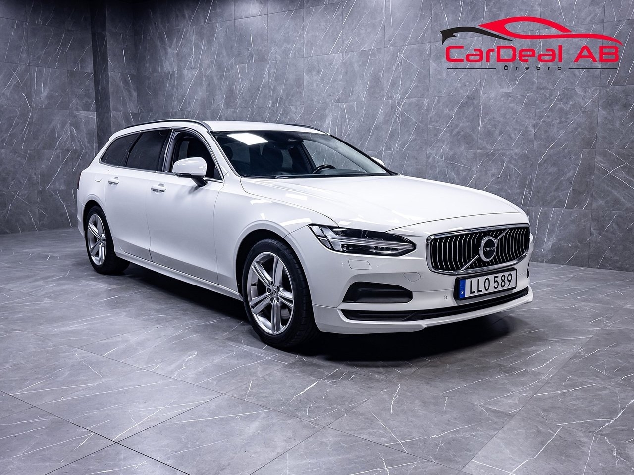 Volvo V90