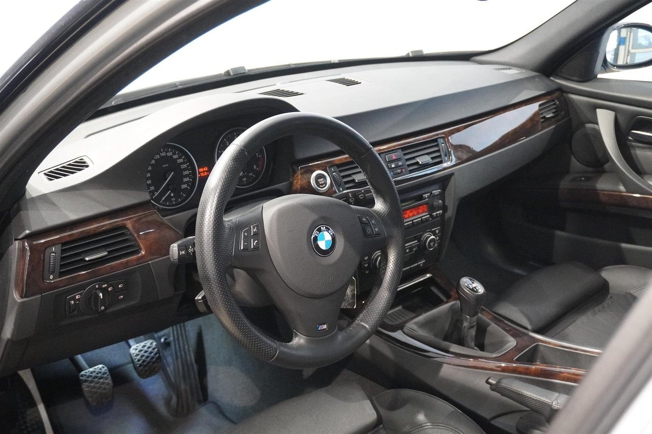 BMW 335 2006, kuva 2/10