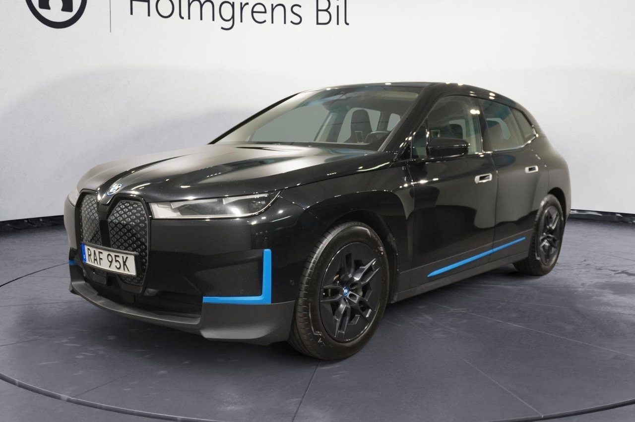 BMW iX