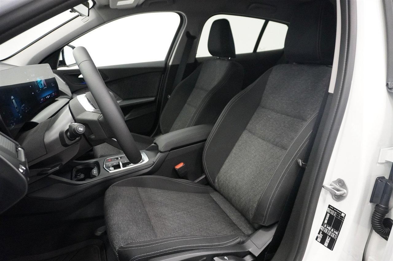 BMW 120 Aut M Sport 18 2025, photo 3/10