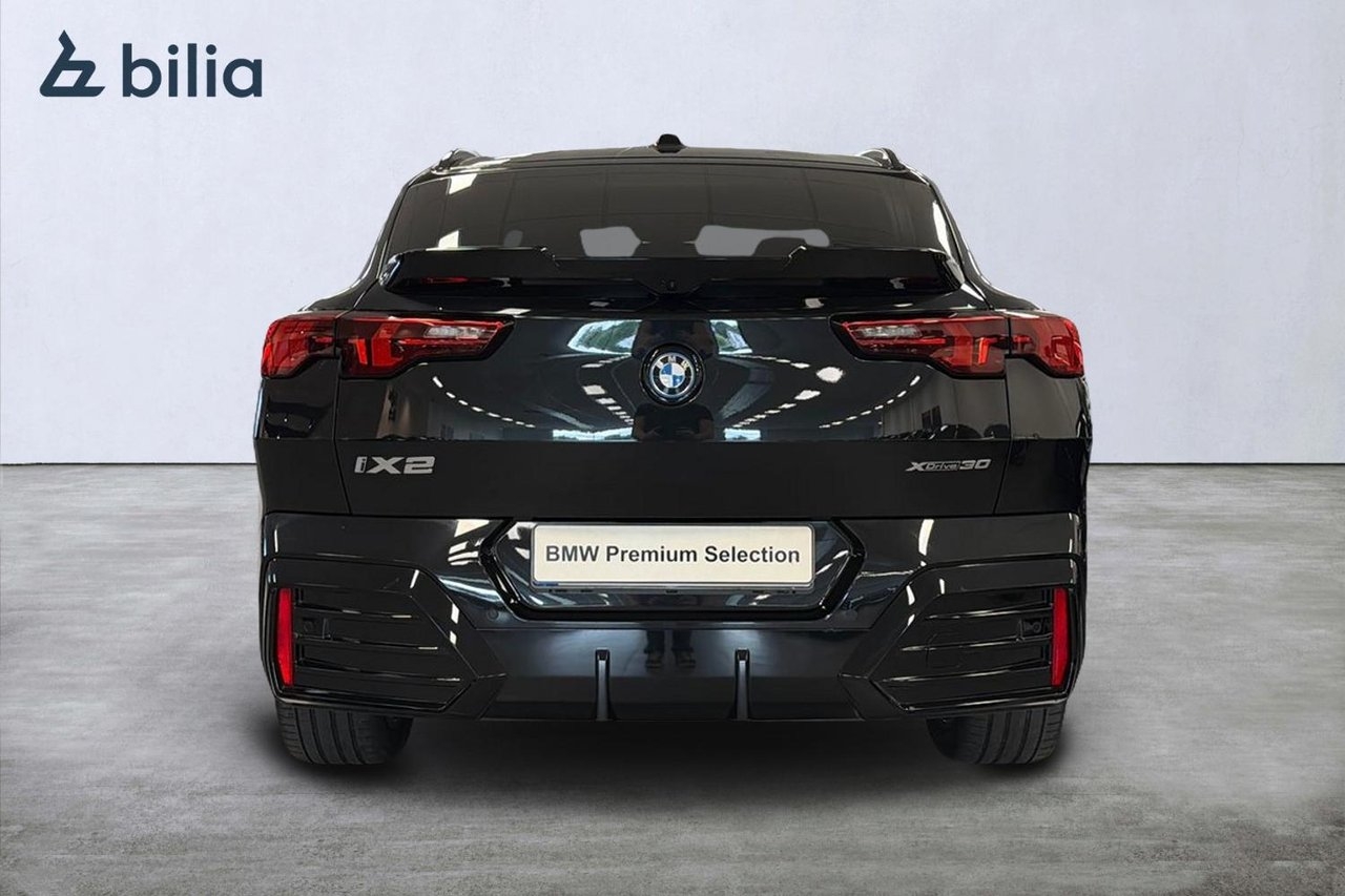 BMW iX2 xDrive 30 M-sport Pro 2024, bild 4/10
