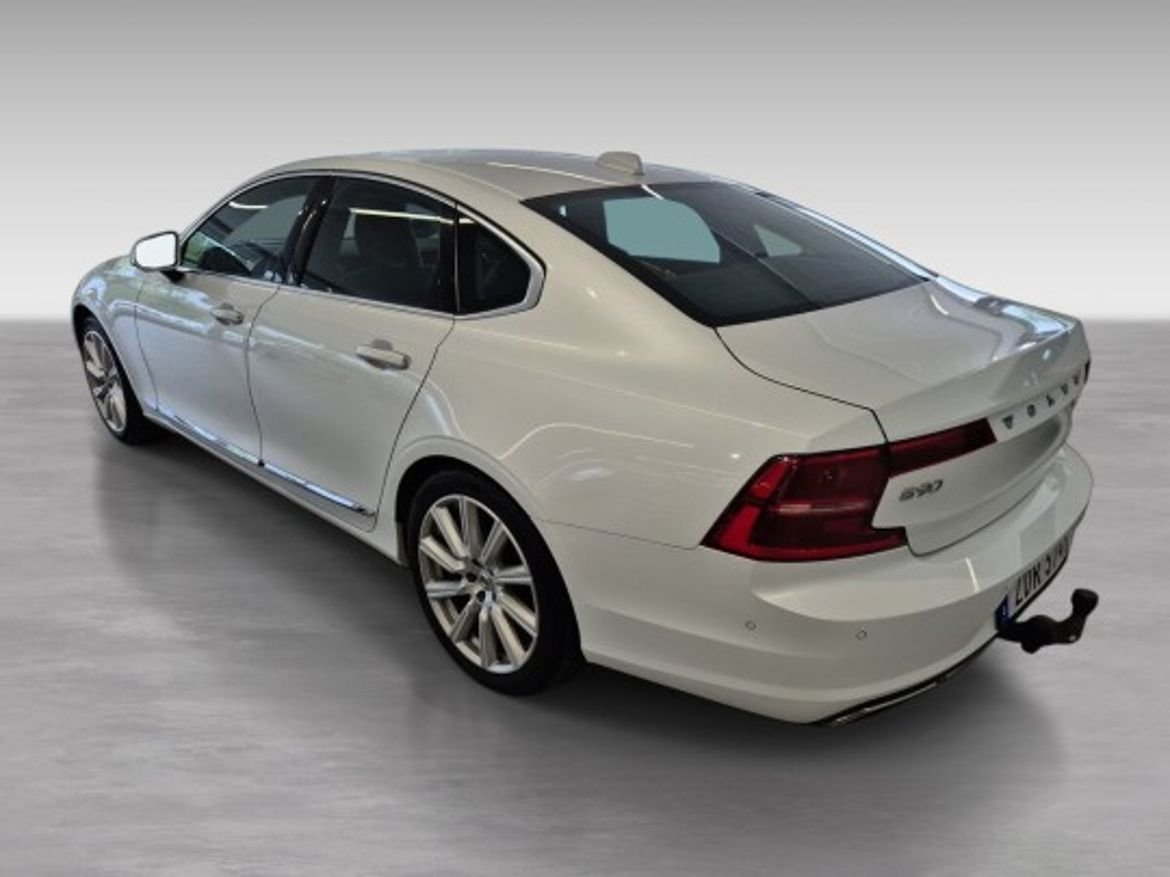 Volvo S90 D4 AWD Inscription 2018, photo 4/7