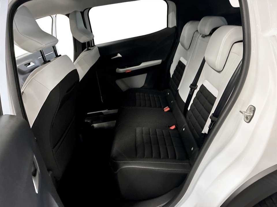 Citroen C3 Aircross Plus PureTech 100hk 2026, bild 6/14