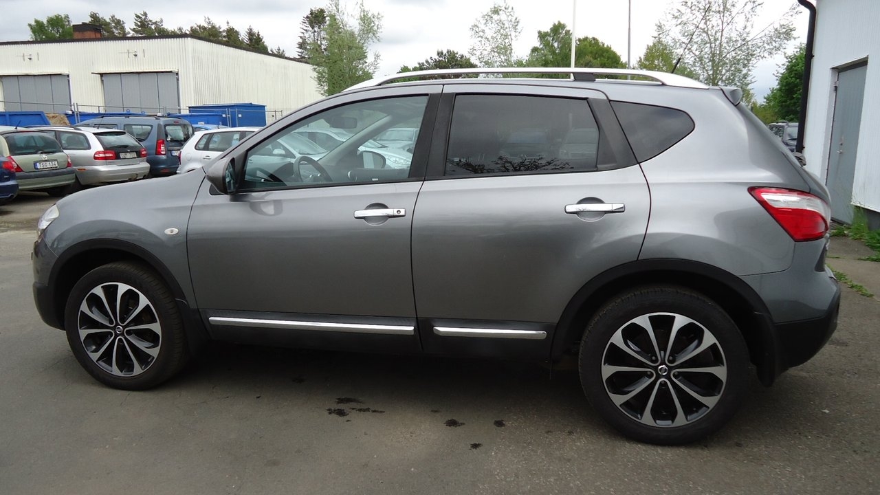 Nissan Qashqai 2011, kuva 4/10