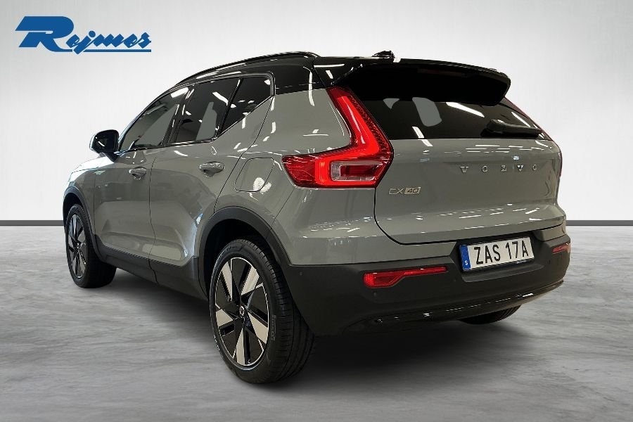 Volvo EX40 2025, photo 2/18