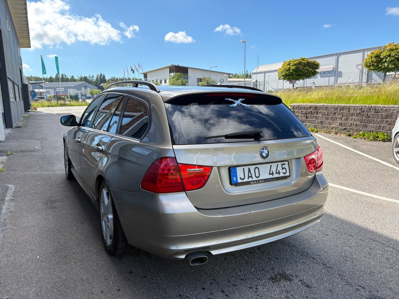 BMW 320 2009, bild 3/9
