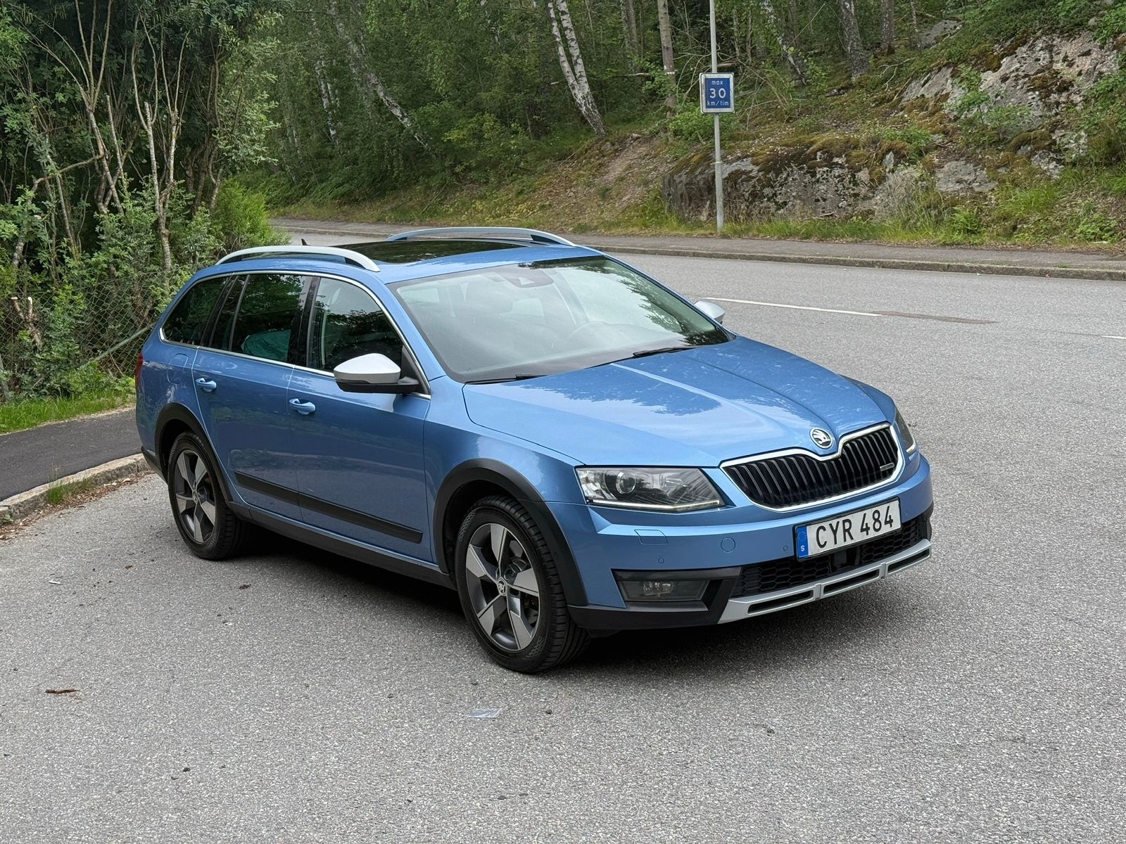 Skoda Octavia Scout 2.0 TDI 4x4 2015, bild 3/15