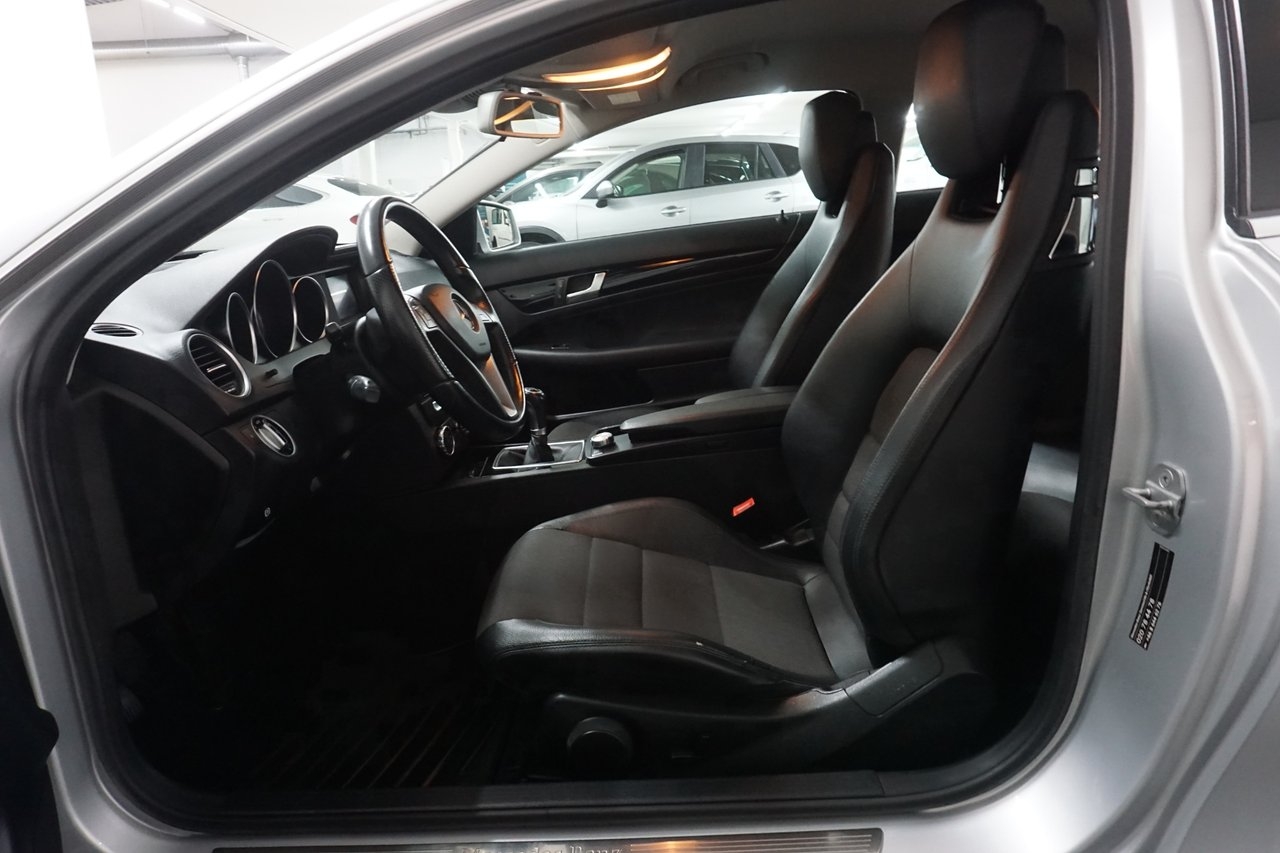Mercedes-Benz C 2012, bild 7/17