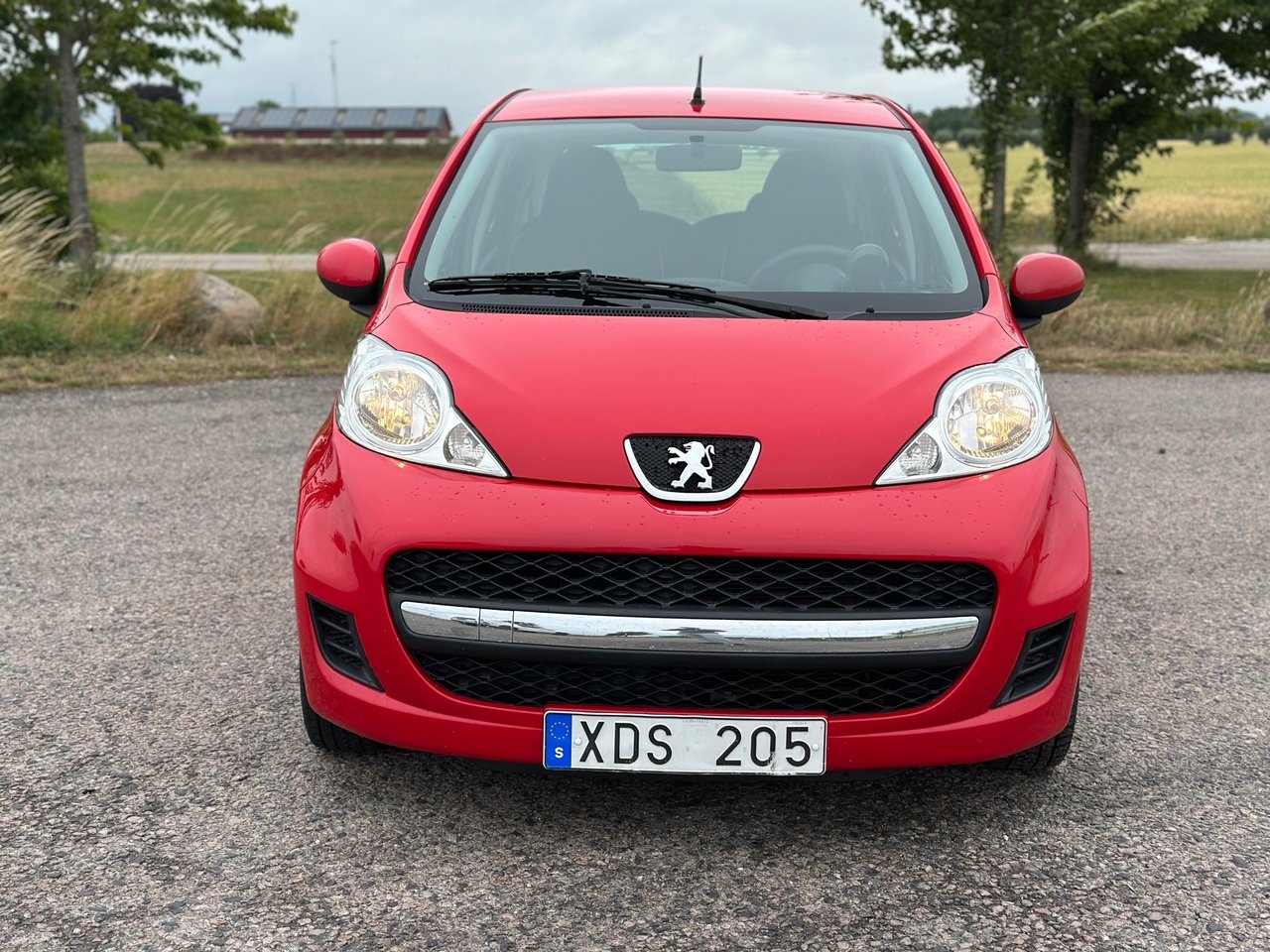 Peugeot 107 5-dörrar 2010, bild 2/16