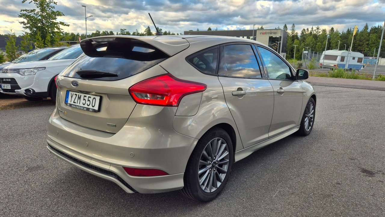 Ford Focus 2018, bild 3/10