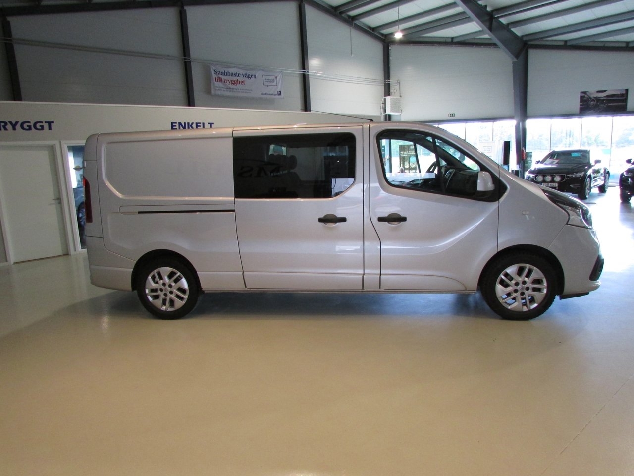 Renault Trafic 2018, photo 4/10