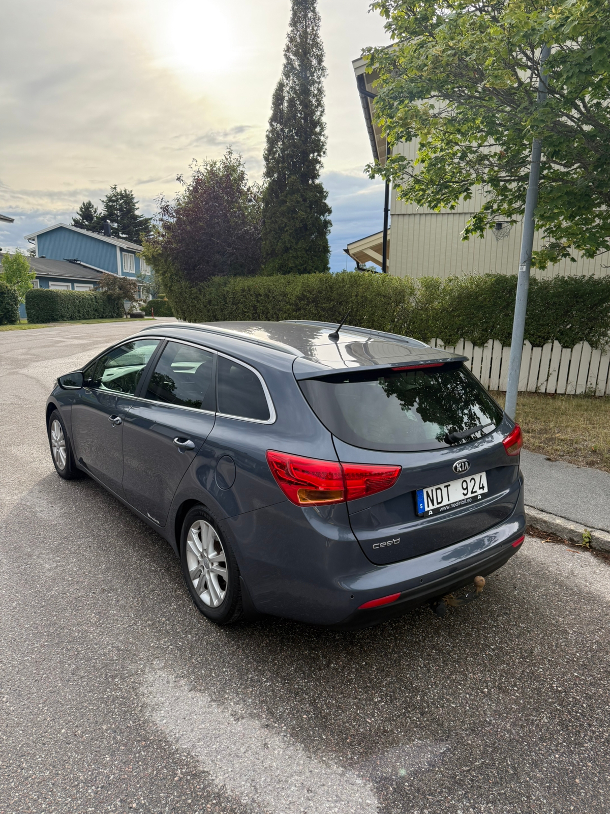 Kia Ceed _sw 1.6 GDI DCT 2013, bild 3/10