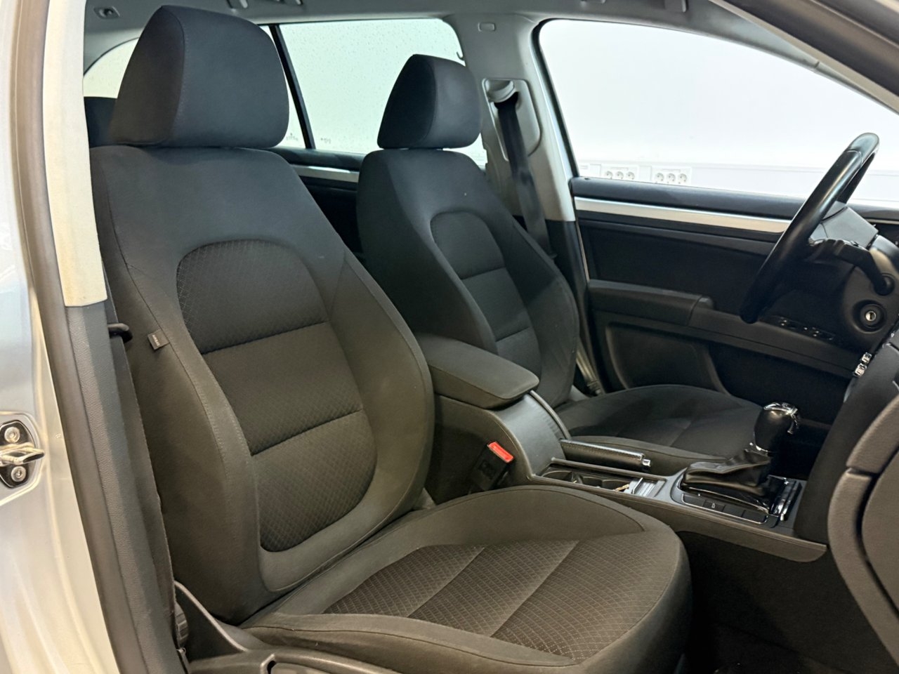 Skoda Superb 2014, kuva 4/8