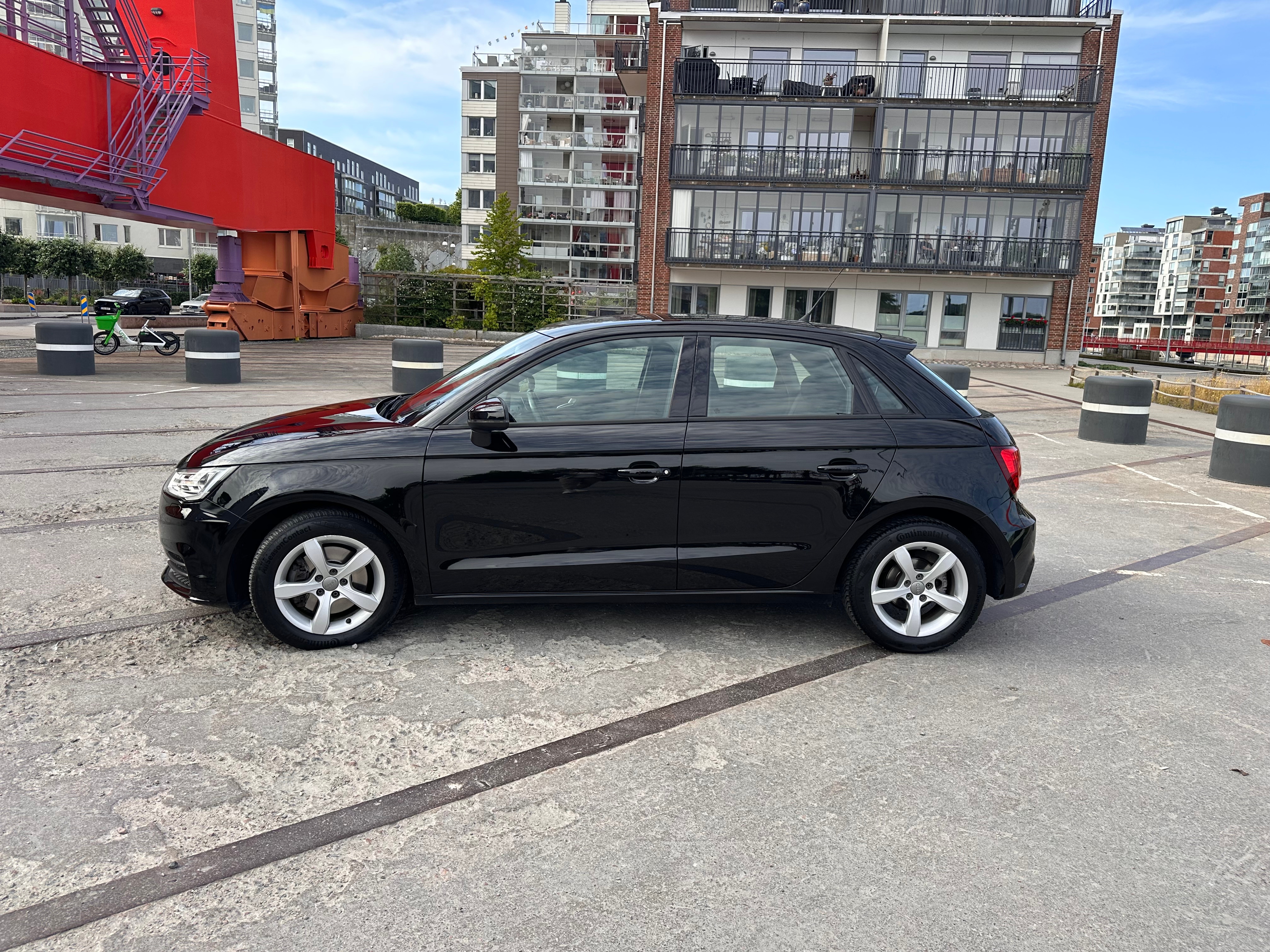 Audi A1 1.4 lit SPORTBACK Halvkompi 2017, bild 3/10