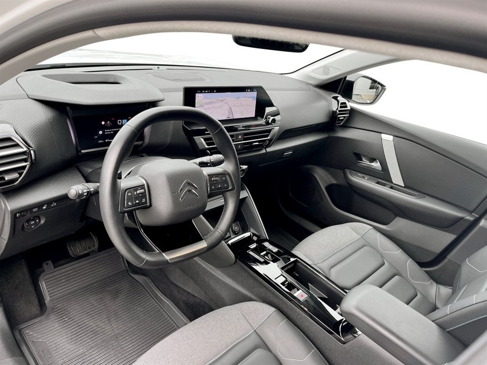Citroen C4 X Shine 1.2 PT 130hk Aut 2023, bild 6/10