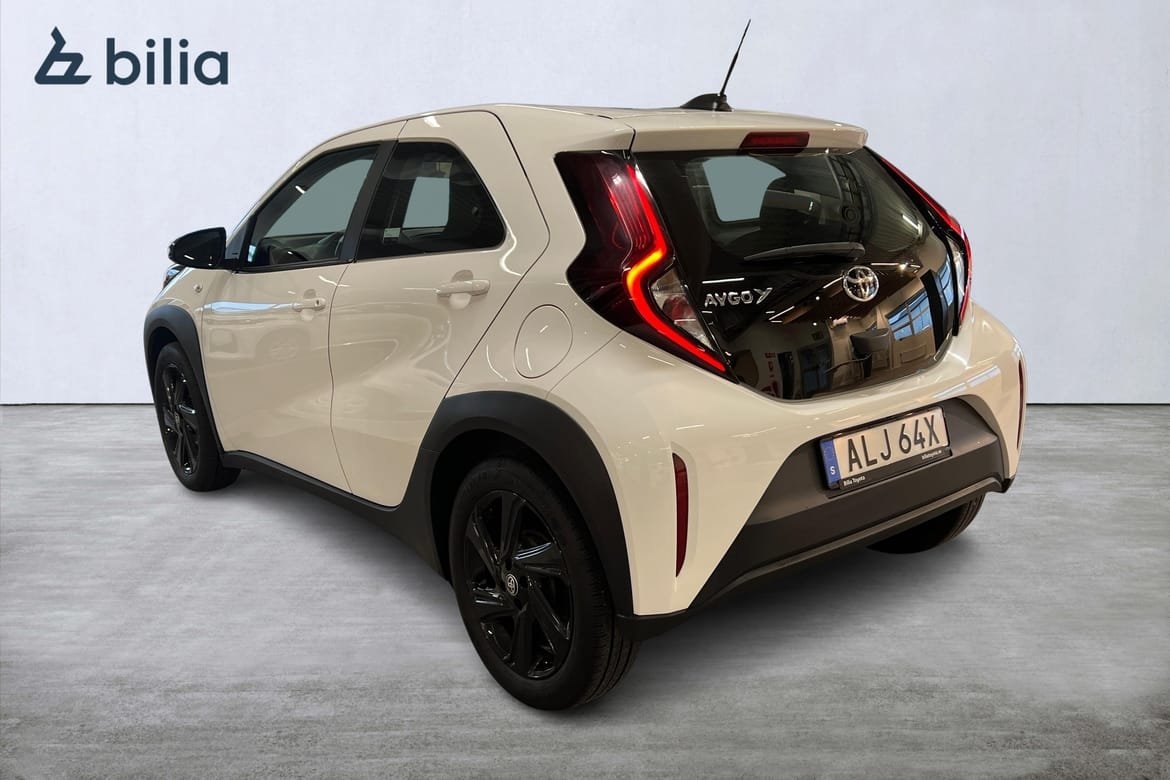 Toyota Aygo X 1.0 M5 PLAY 2023, bild 2/10