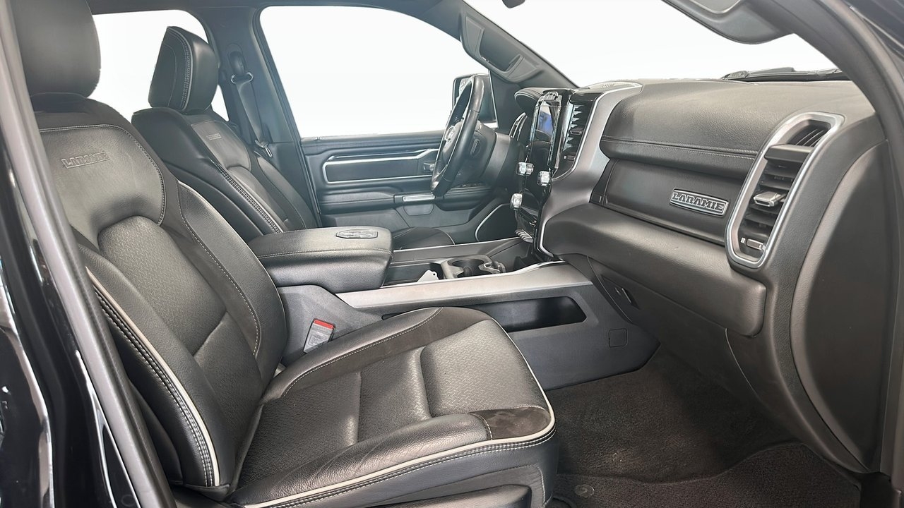 RAM 1500 V8 Laramie Night 2022, bild 3/10
