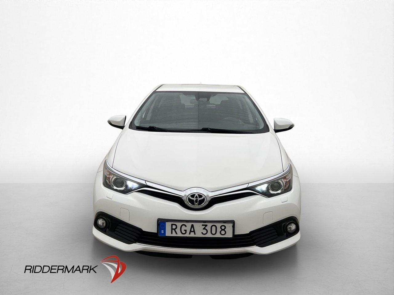 Toyota Auris 1.2 116hk Active 2018, bild 2/26