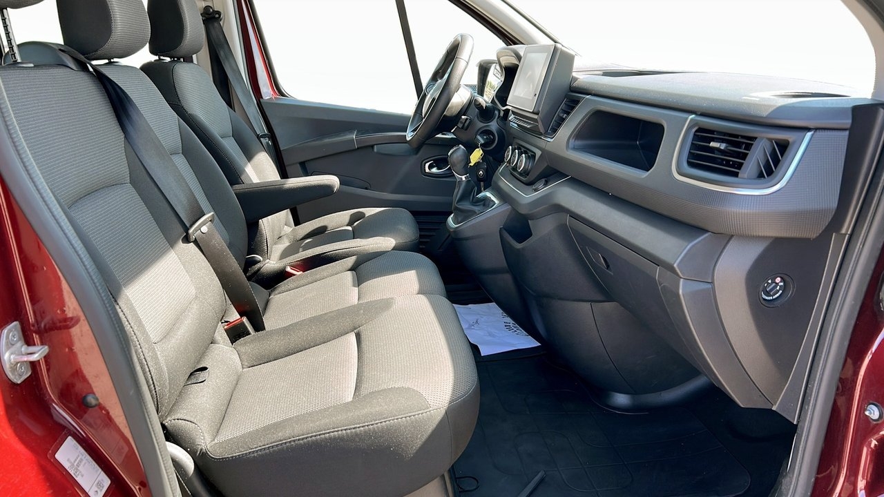 Renault Trafic 2023, kuva 3/10