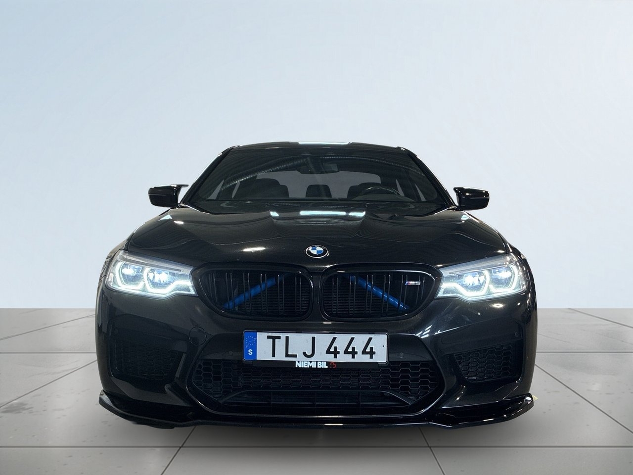 BMW M5 V8 600hk Aut 2018, bild 2/20