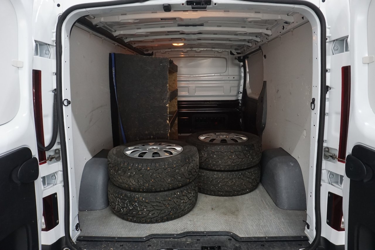 Nissan NV300 L2 2.9t 2.0 dCi 2020, bild 6/10