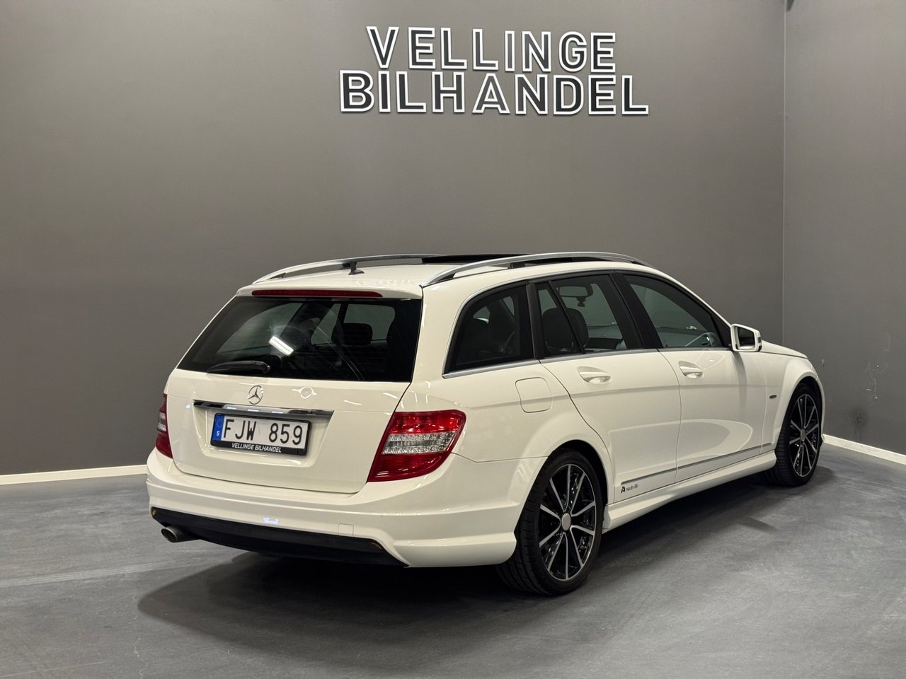 Mercedes-Benz C 2010, kuva 3/10