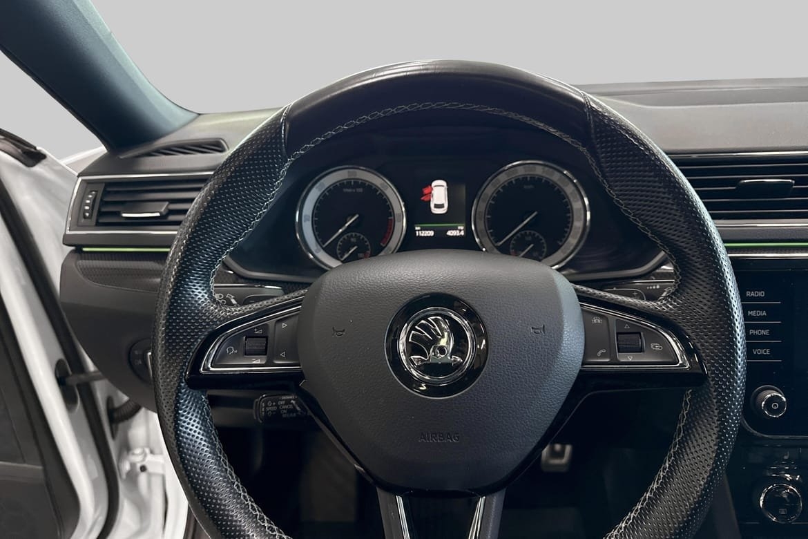 Skoda Superb 2018, bild 7/22