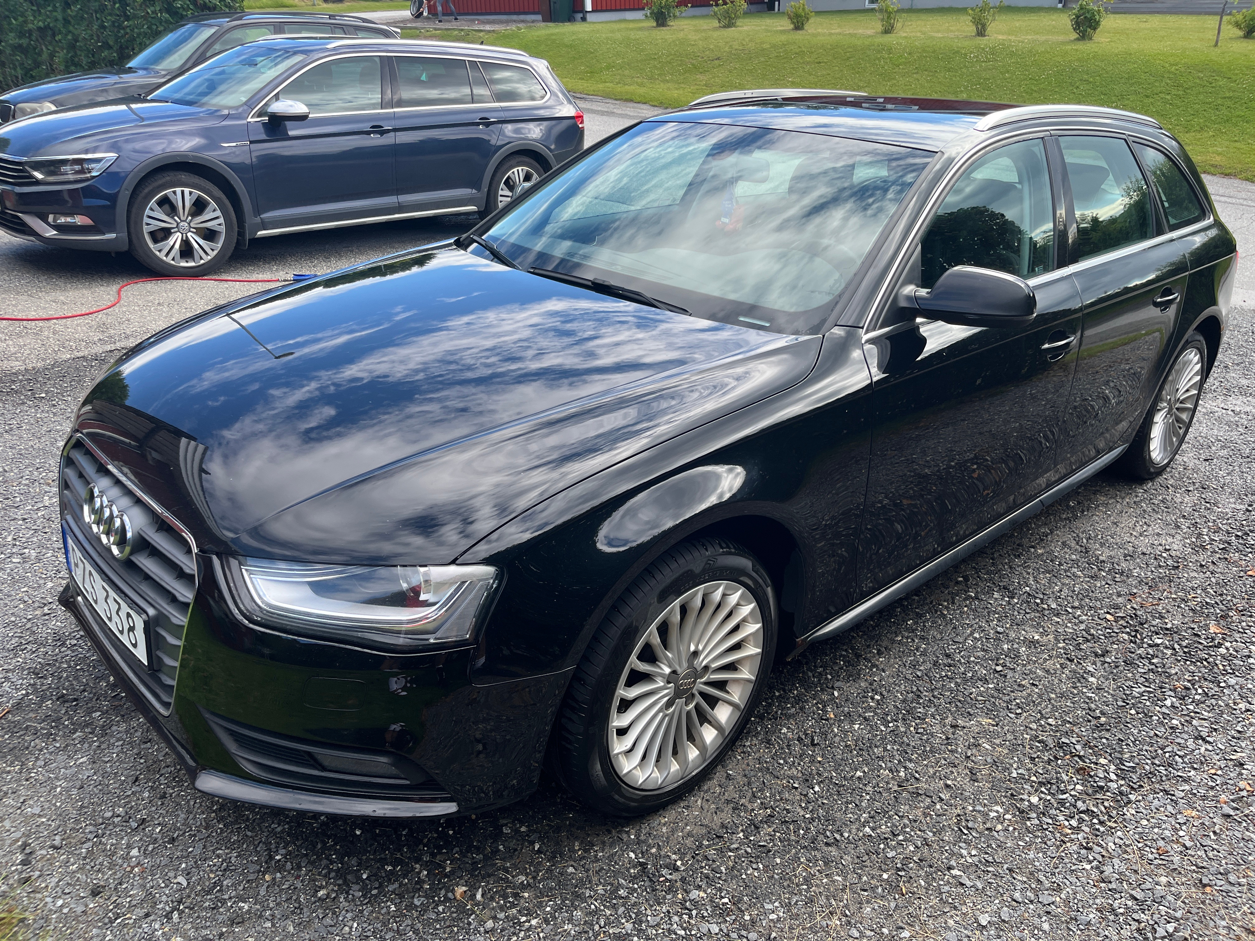 Audi A4 2013, bild 2/5