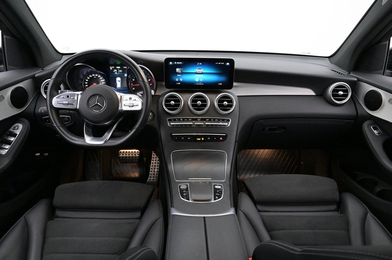 Mercedes-Benz GLC 300 e 4MATIC AMG Drag 2022, photo 6/27