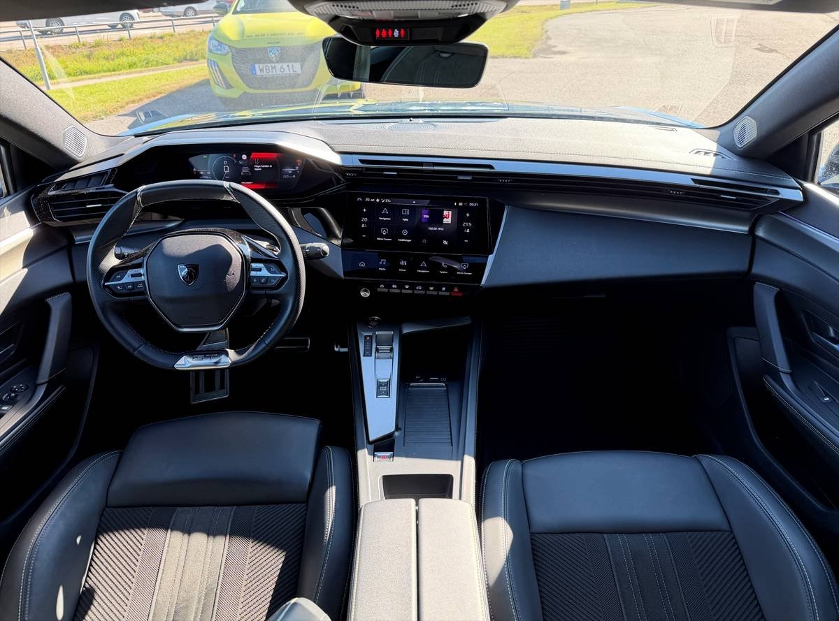 Peugeot 408 GT 1.2 PureTech 130 Automat 2024, bild 6/8