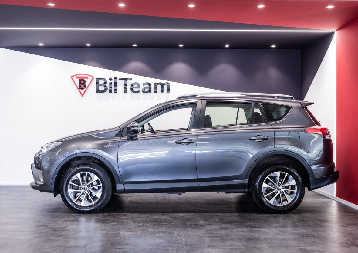 Toyota RAV4 2017, bild 5/22