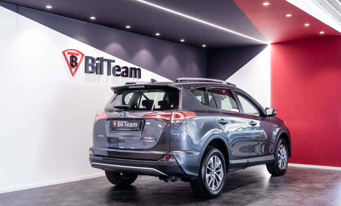 Toyota RAV4 2017, bild 6/22