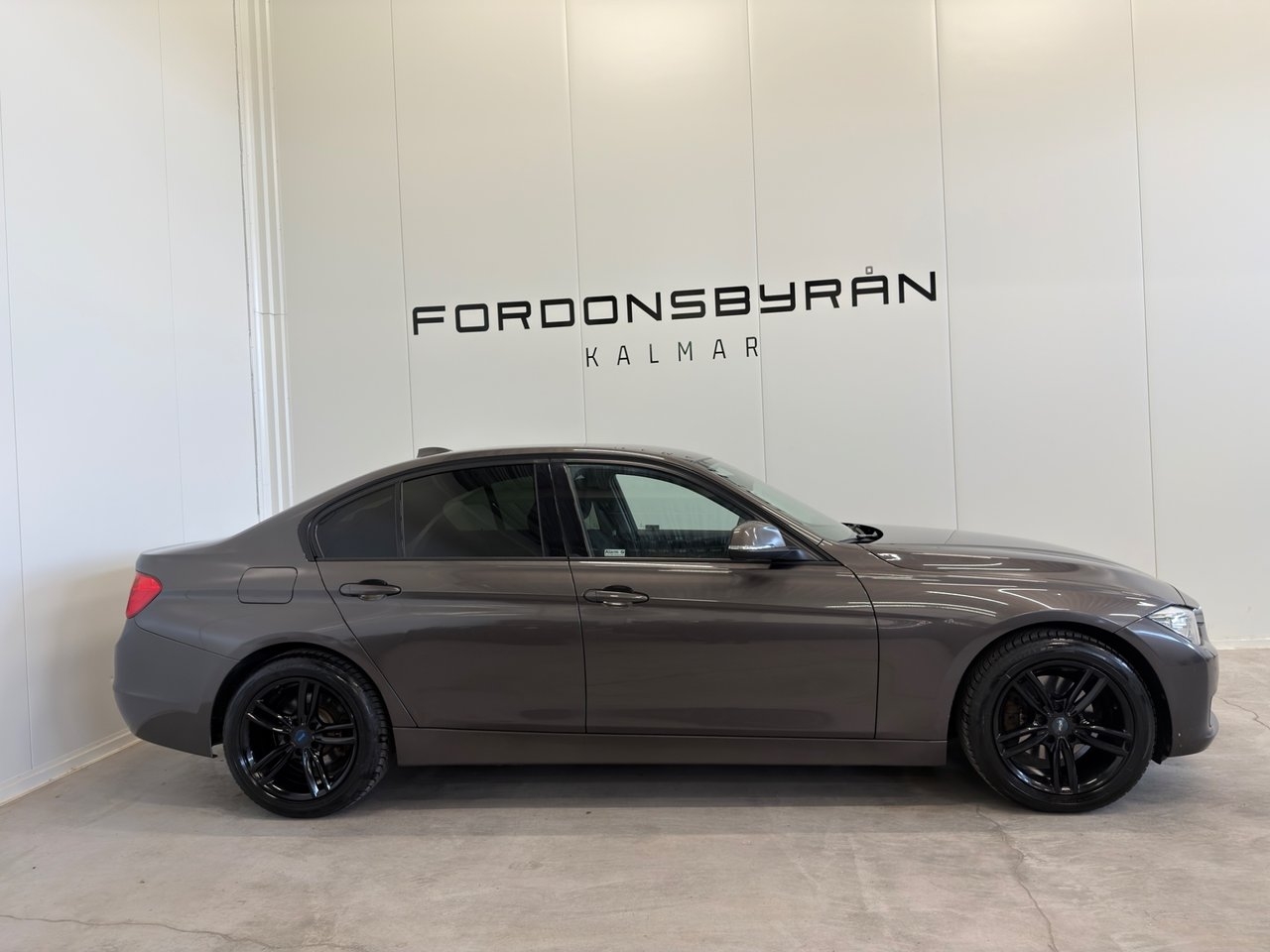 BMW 320 2013, kuva 3/20