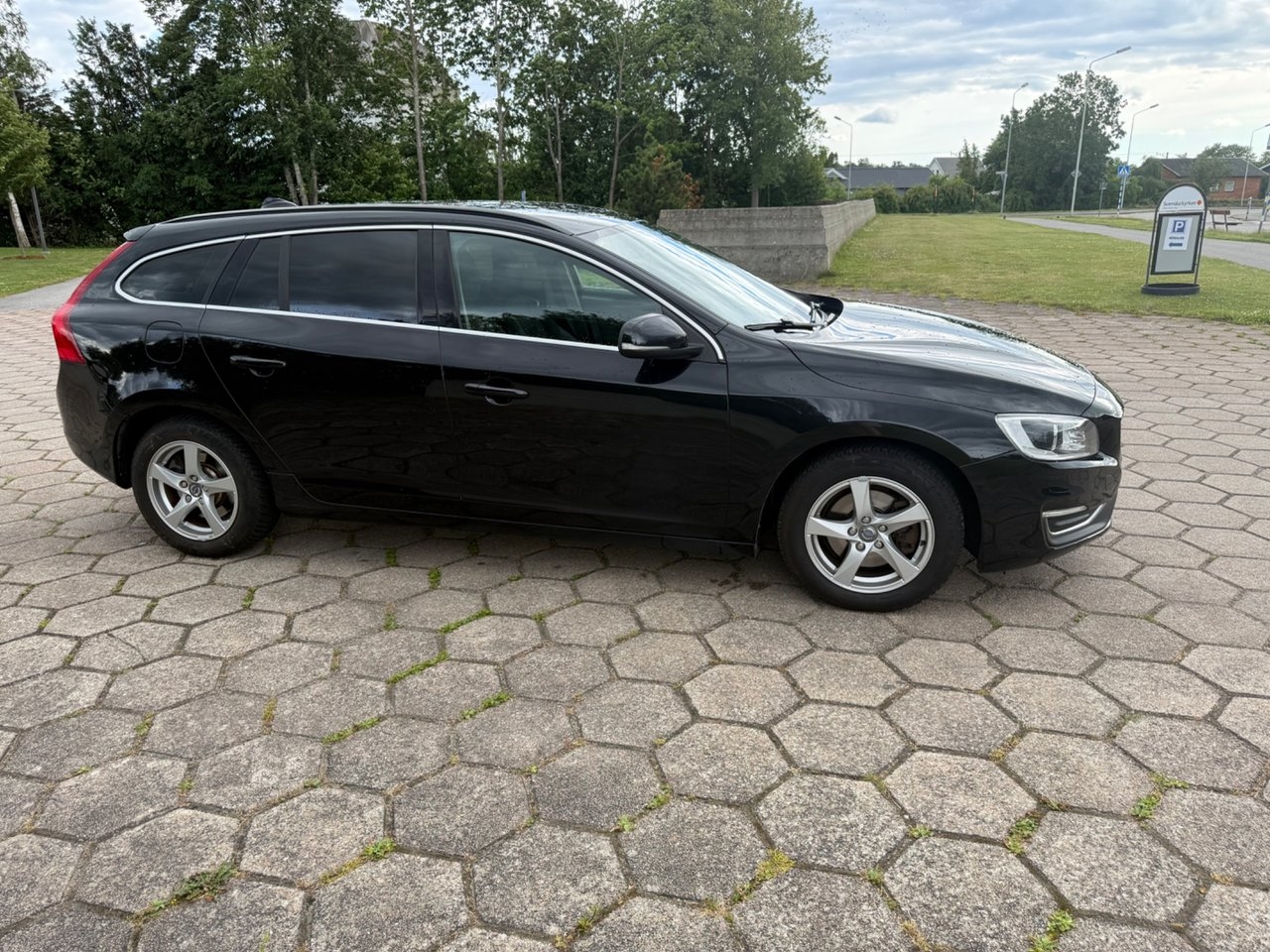 Volvo V60 2015, bild 4/10