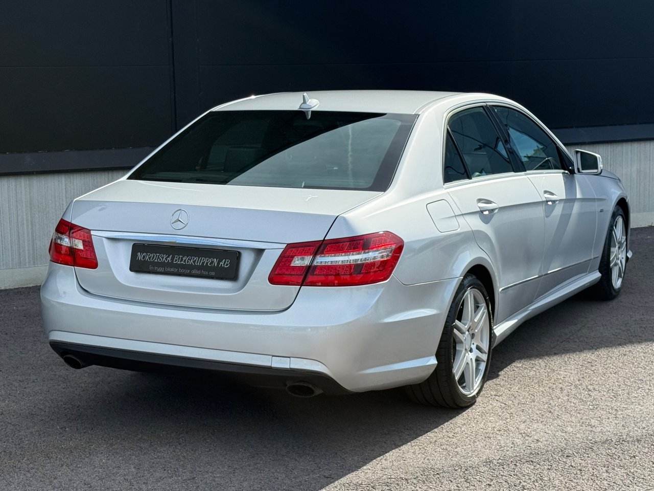 Mercedes-Benz E 2011, bild 7/10
