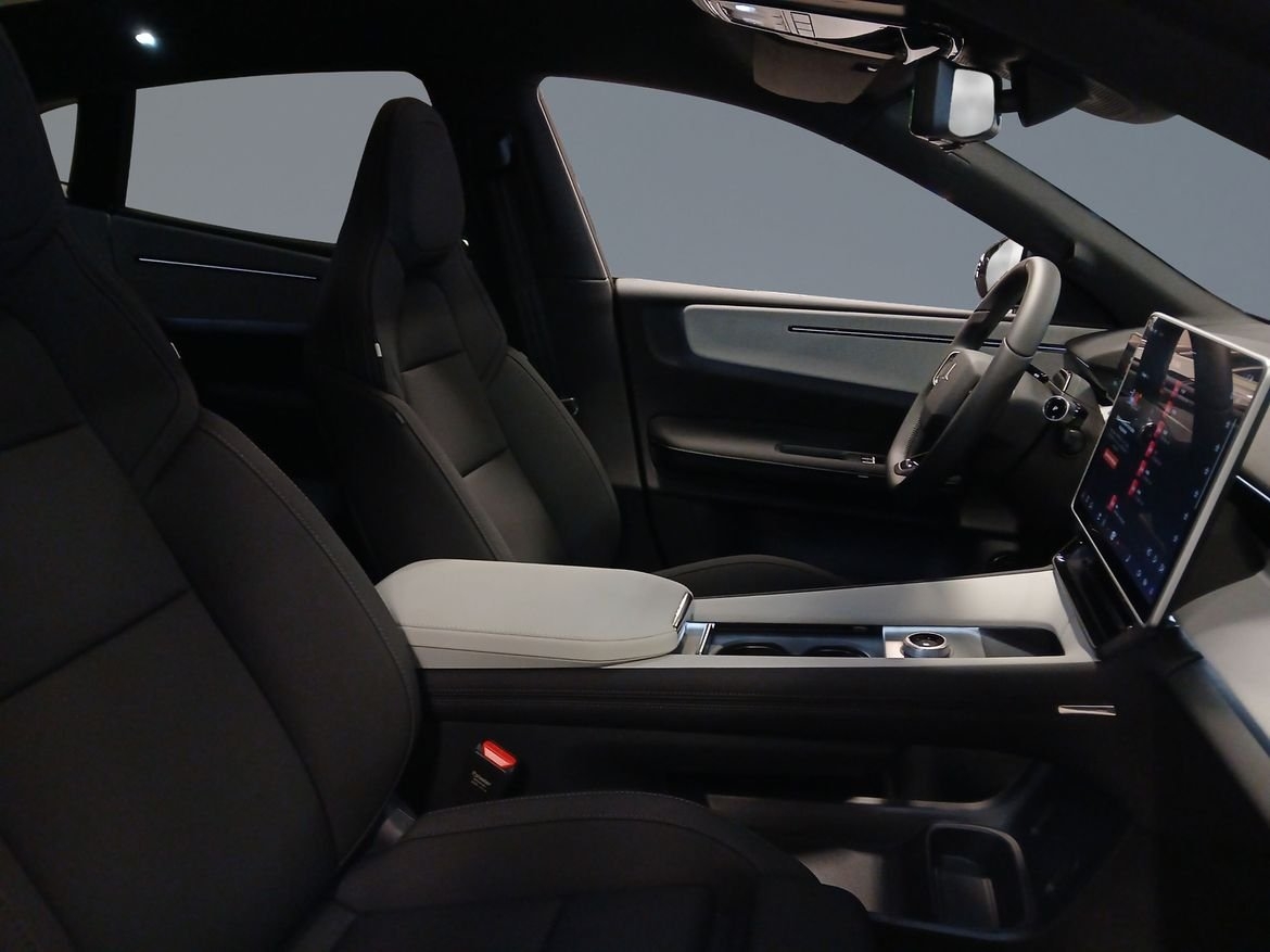 Polestar 4 Plus&Pilot/ Business Edition 2026, bild 7/10