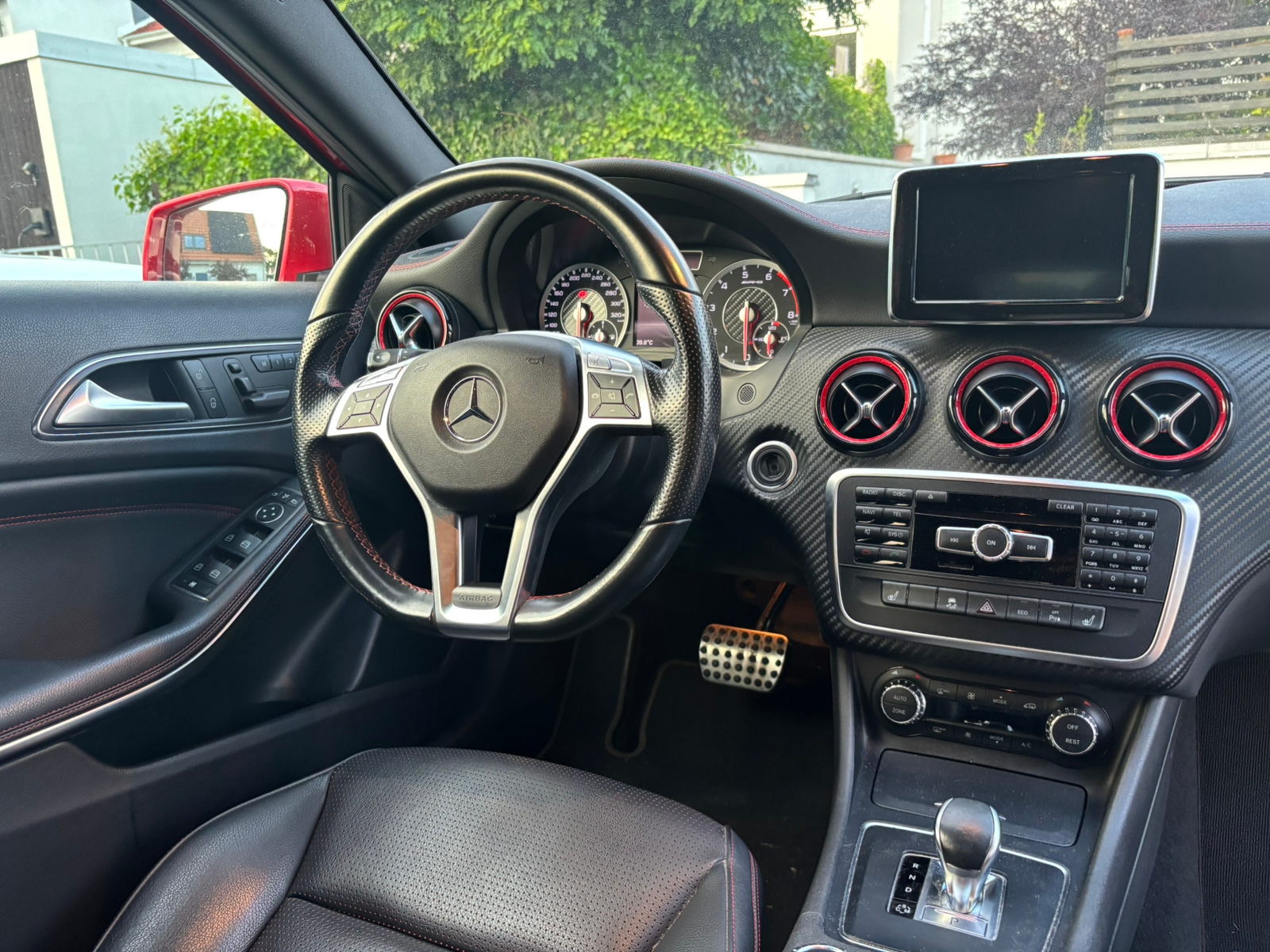 Mercedes-Benz A 45 AMG 4MATIC 2014, bild 5/5