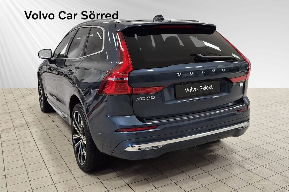 Volvo XC60 Recharge T8 Ultimate Bright 2024, bild 4/10