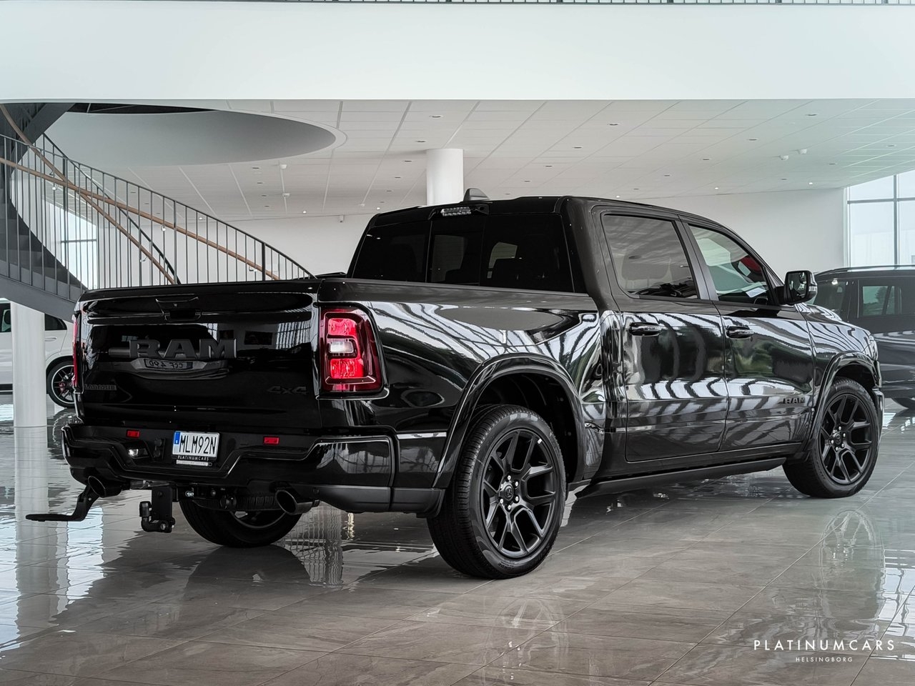 RAM 1500 Laramie Night Premium 2026 2026, bild 2/10
