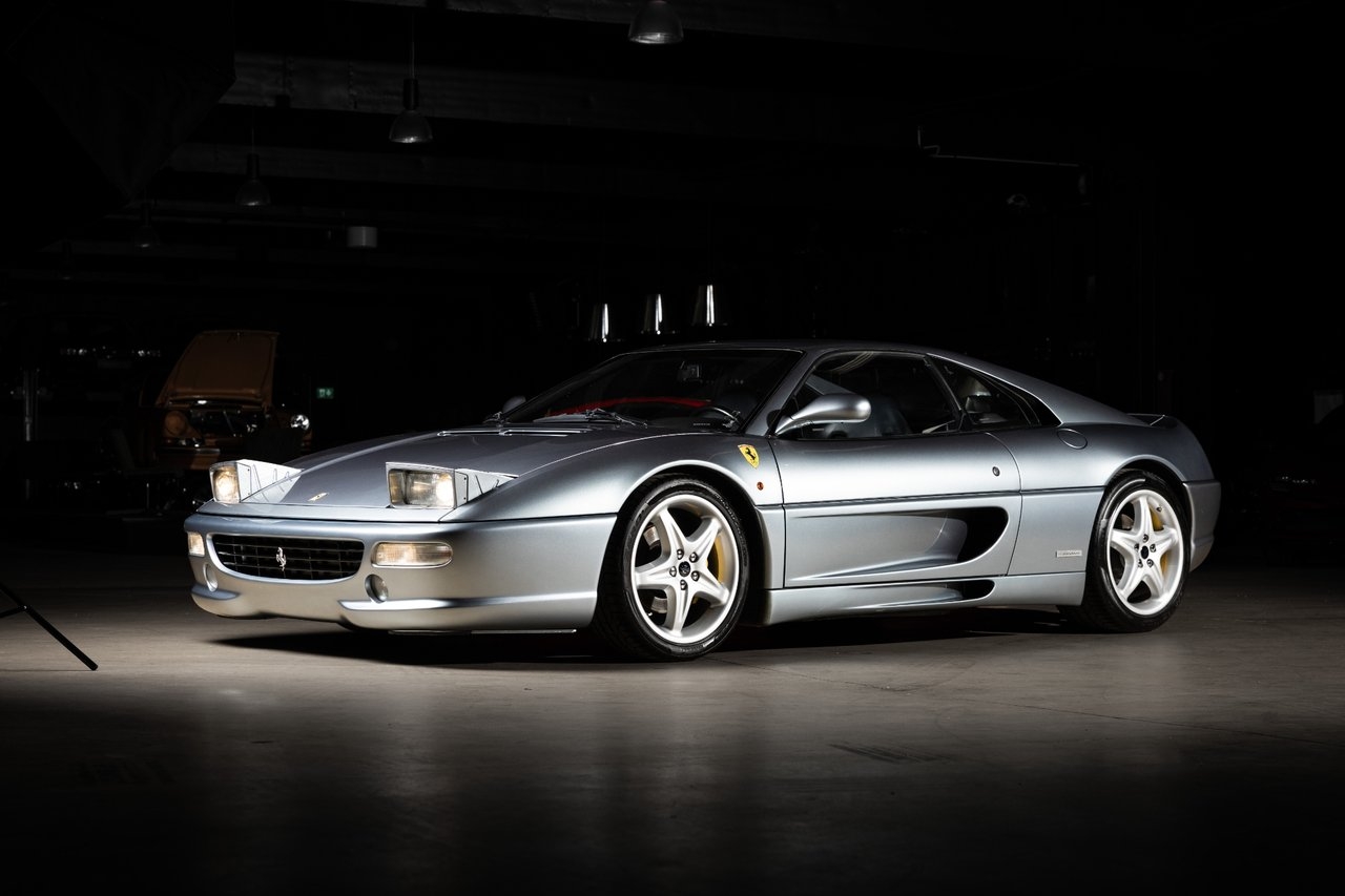 Ferrari 355 1999, bild 2/10