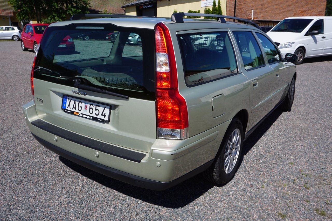 Volvo V70 2.4 Business Nybesiktad 2006, kuva 3/6