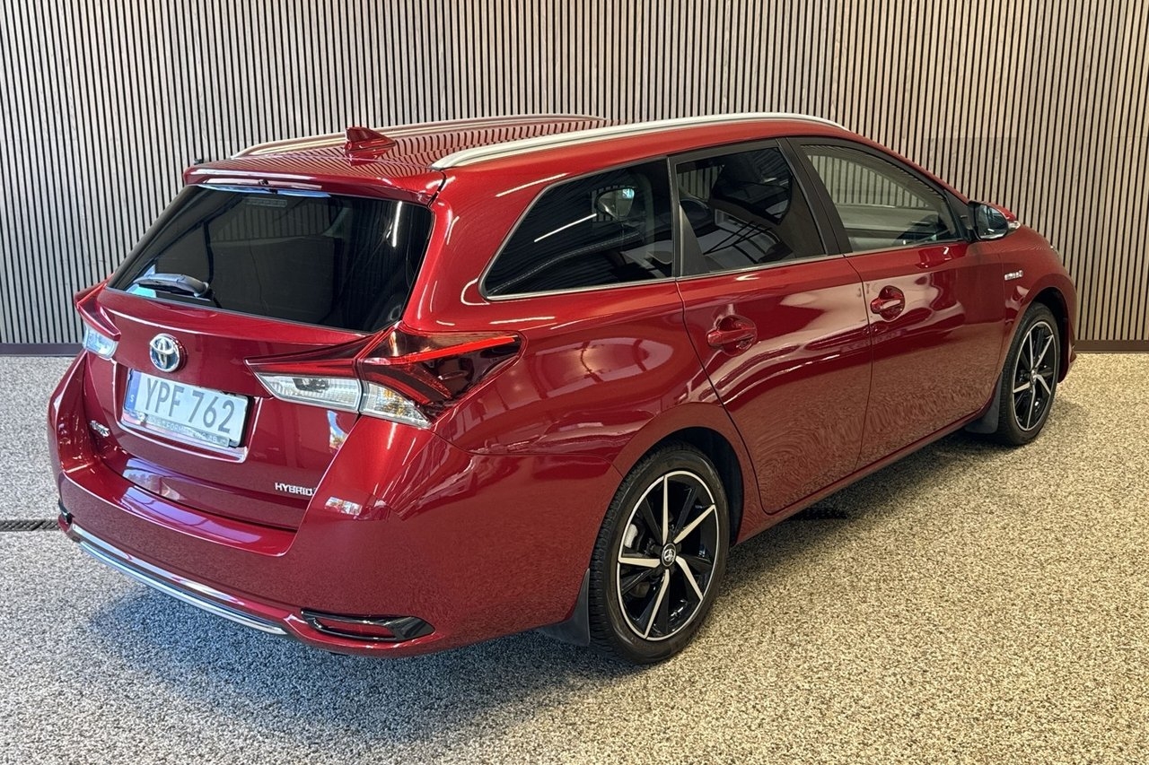 Toyota Auris 2017, bild 4/9