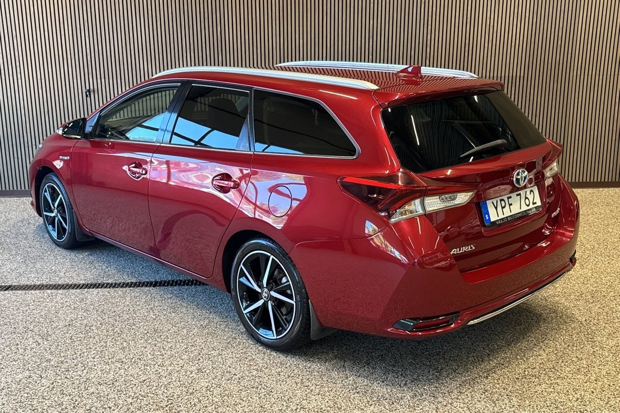 Toyota Auris 2017, bild 3/9