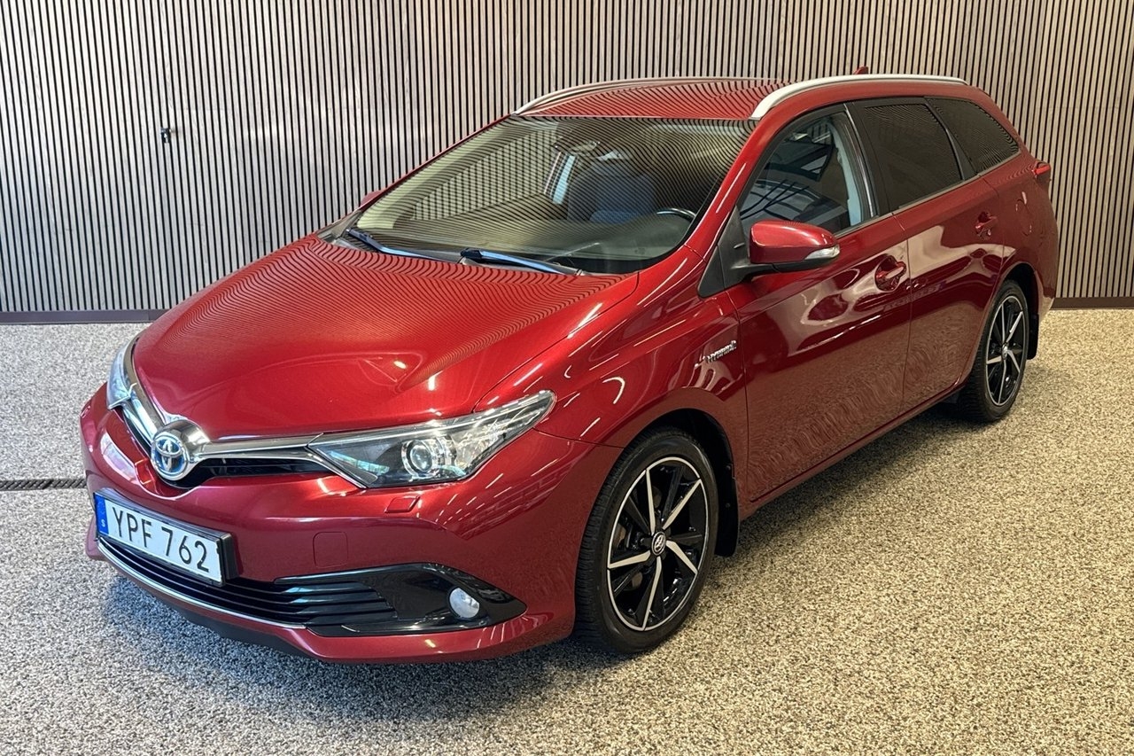 Toyota Auris 2017, bild 2/9