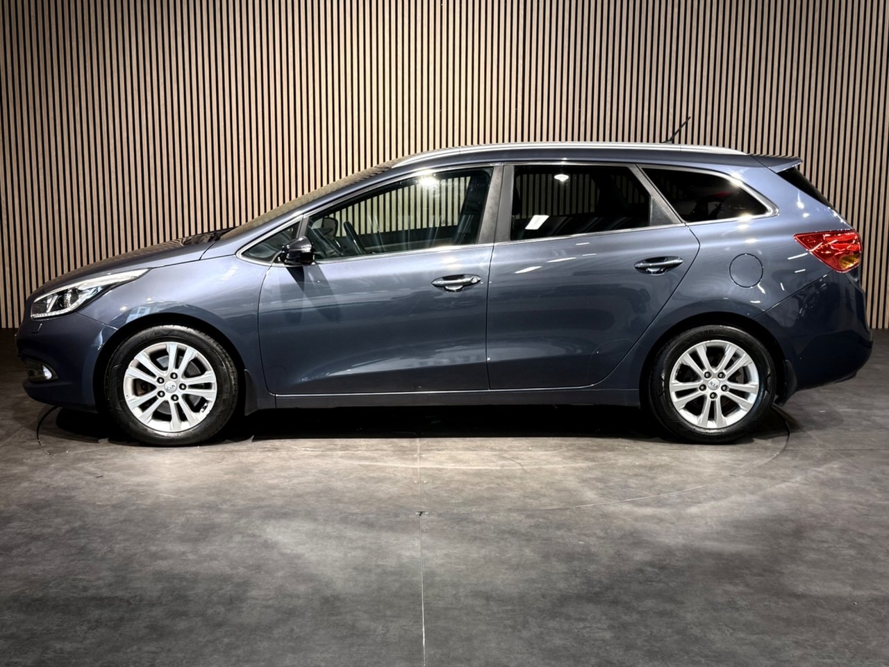 Kia Ceed 1.6 CRDi EX 2015, photo 7/24