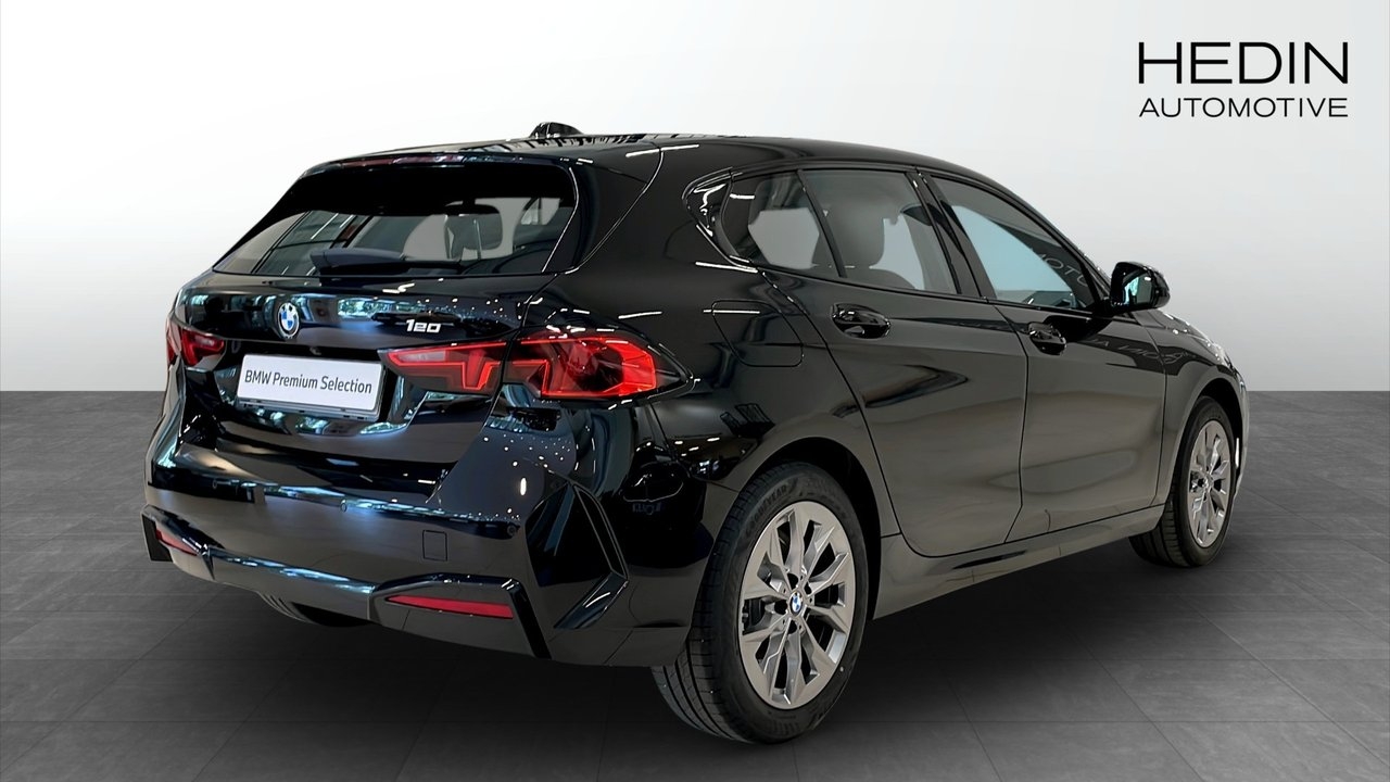 BMW 120 i Vinterhjul ingår 2026, photo 2/9