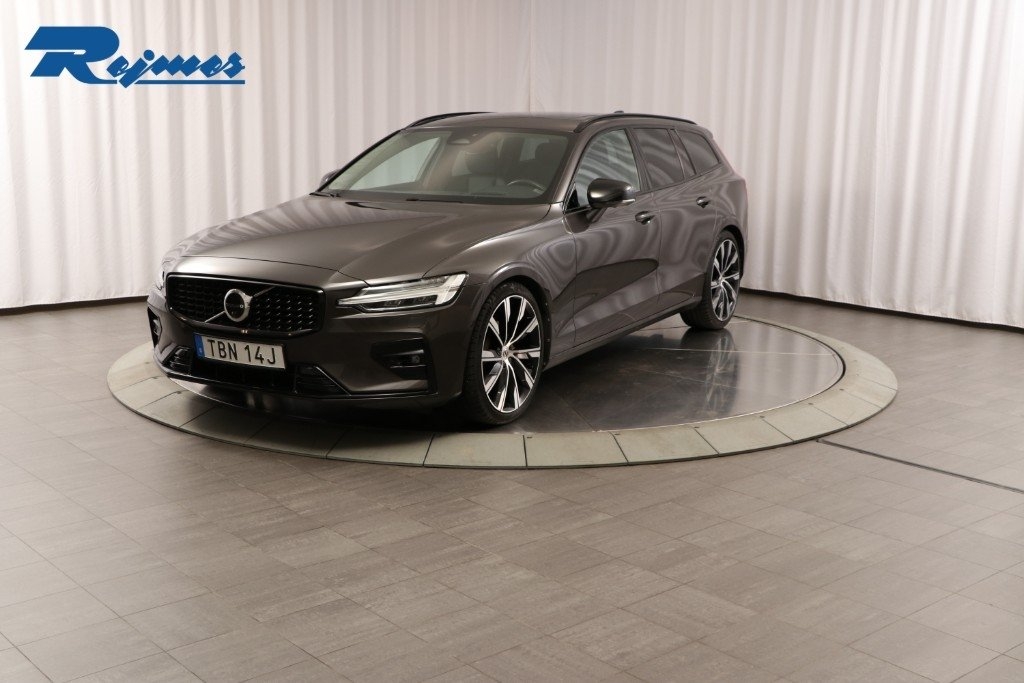 Volvo V60 B4
