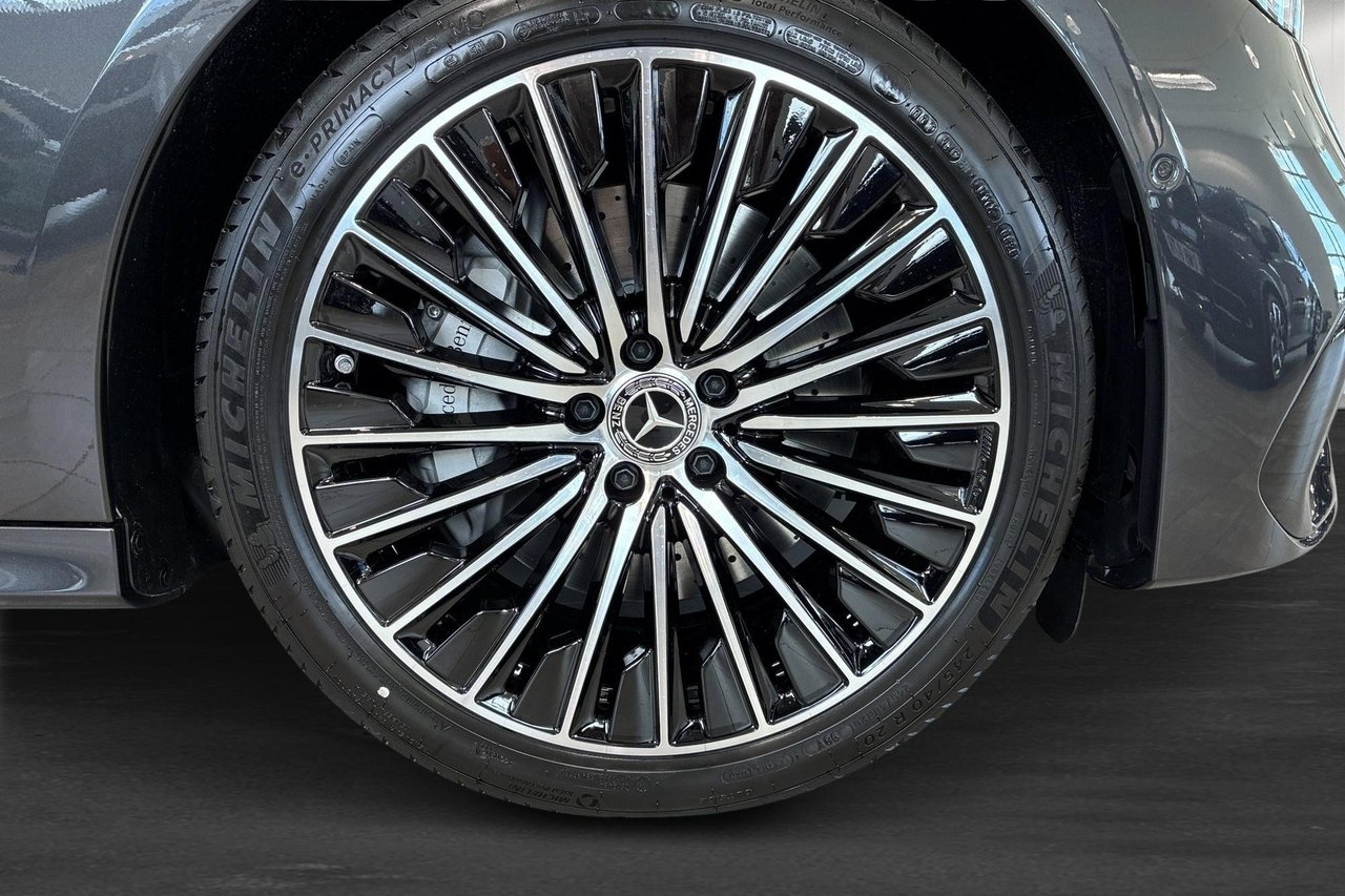 Mercedes-Benz E 300 e 2026, bild 5/13