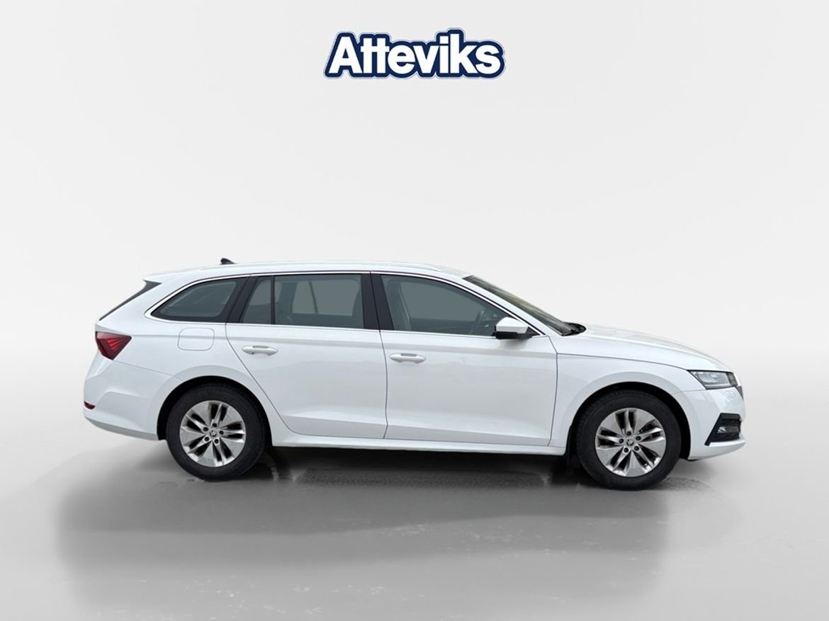 Skoda Octavia 2023, bild 2/15